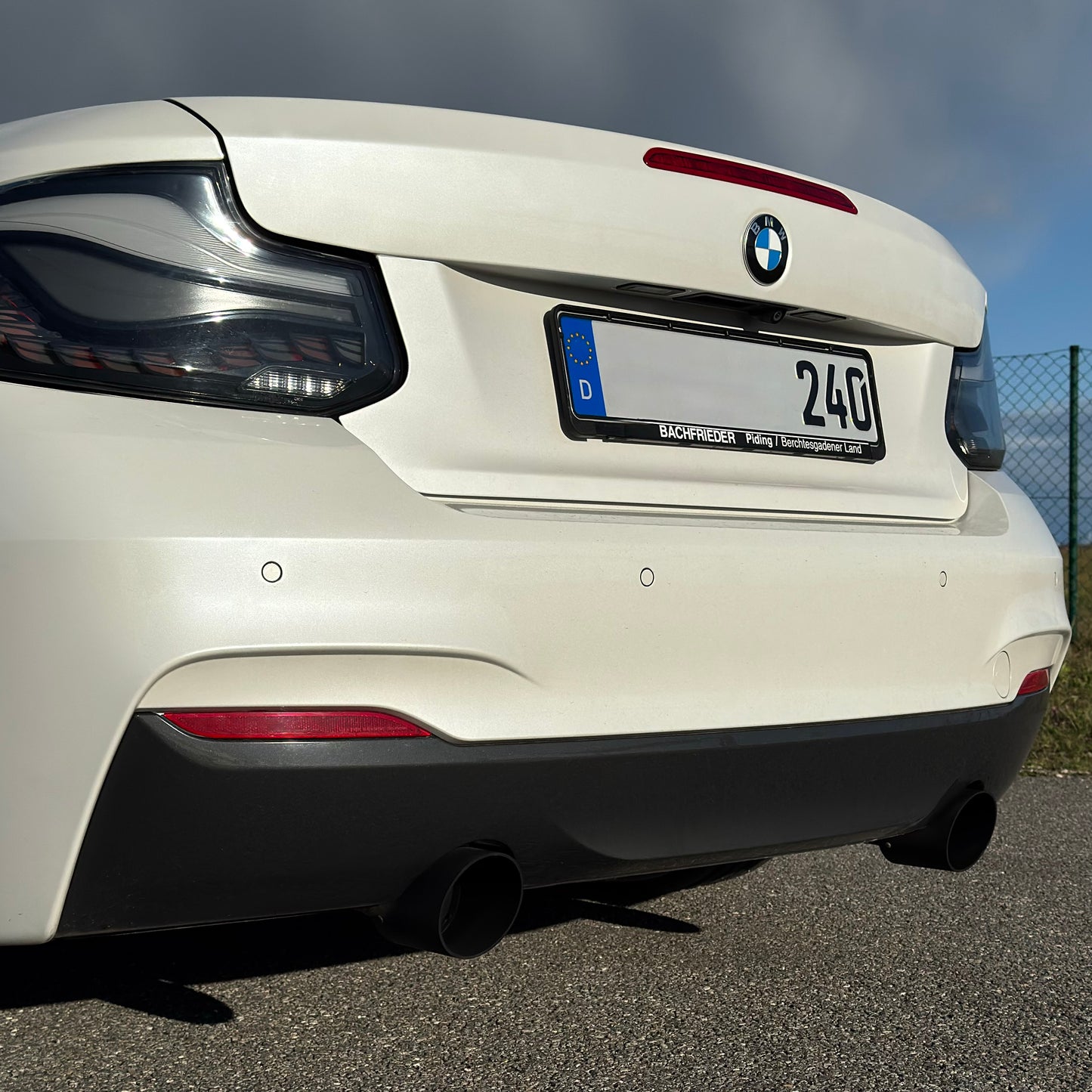 Universelle Auspuffblende