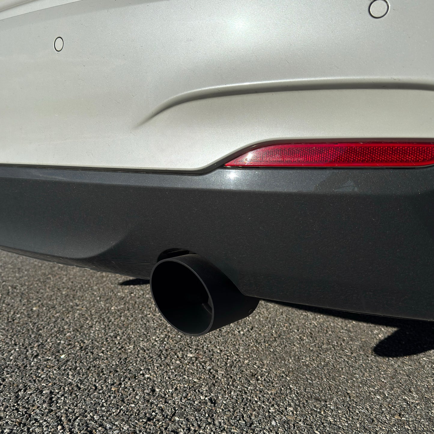 Universelle Auspuffblende